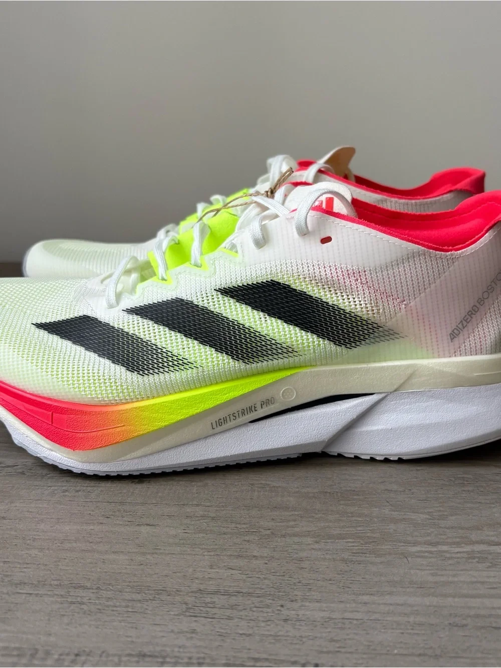 Adidas Adizero Boston 12 White Black Lucid Red Women’s JQ2554 Size 8.5 Running